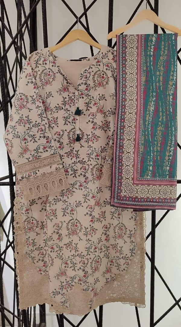 Sadabahar khaddar 3pc suit