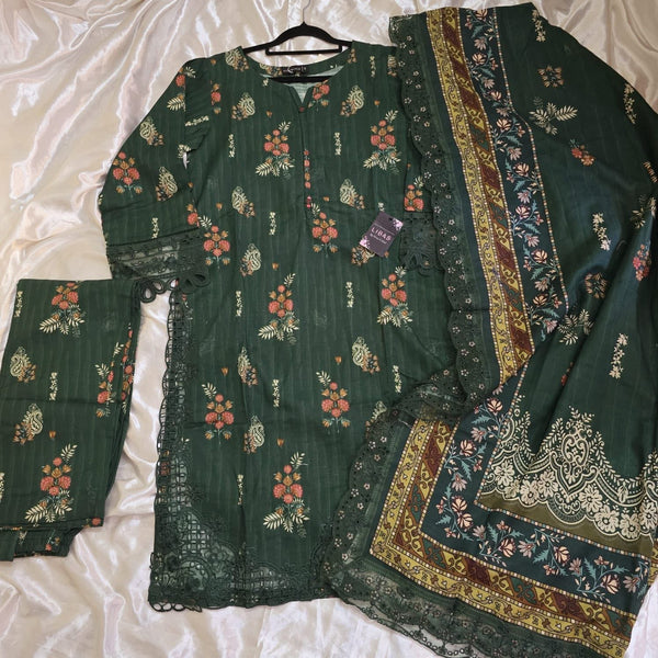 Sadabahar khaddar 3pc suit