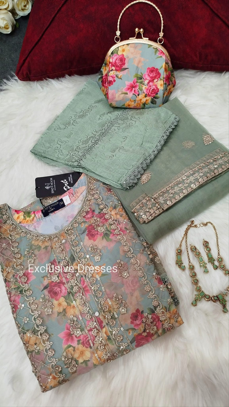 Bint e noor - Green organza - 3 piece with clutch and jewellery