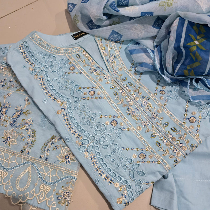 Binsaeed embroidered lawn