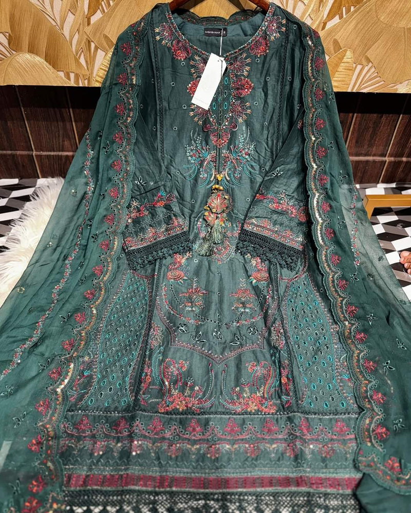 Sadabahar luxury lawn - Dark green